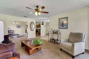 464 NW Ravenswood Ln, Port Saint Lucie, FL 34983 - Photo 8