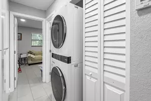 2607 NE 8th Ave, Wilton Manors, FL 33334 - Photo 8
