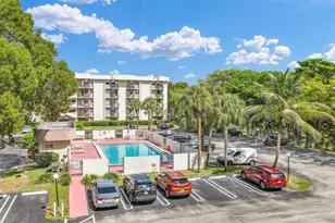2501 Riverside Dr, Coral Springs, FL 33065 - Photo 1