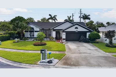 102 E Royal Pine Cir Court, Royal Palm Beach, FL 33411 - Photo 30