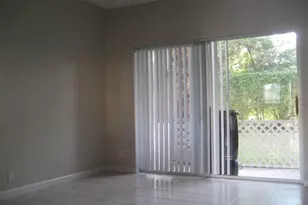 5113 SE Palmbrooke Circle SE, West Palm Beach, FL 33417 - Photo 4
