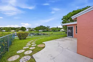 8131 Country Park Dr, Boca Raton, FL 33433 - Photo 32