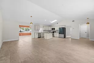 371 SW Butler Ave, Port Saint Lucie, FL 34983 - Photo 4