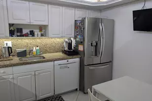 3140 S Ocean Dr, Hallandale Beach, FL 33009 - Photo 36