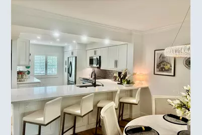 5778 Crystal Shores Drive #303, Boynton Beach, FL 33437 - Photo 4