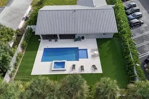 615 NE 15th Pl, Boynton Beach, FL 33435 - Photo 38