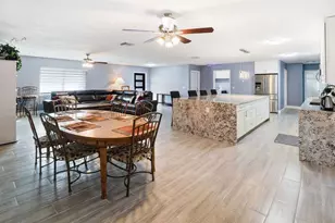 615 NE 15th Pl, Boynton Beach, FL 33435 - Photo 16