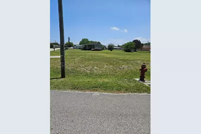 1909 N 16th Street, Fort Pierce, FL 34950 - Photo 2