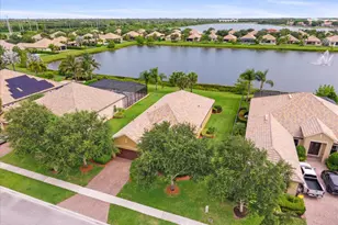 4452 Siena Cir, Wellington, FL 33414 - Photo 32