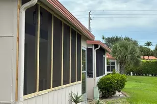 126 E Seville E E, Delray Beach, FL 33446 - Photo 8