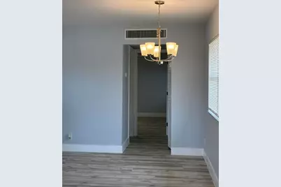 126 E Seville E E, Delray Beach, FL 33446 - Photo 6