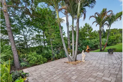 2206 Newport Isles Boulevard, Port Saint Lucie, FL 34953 - Photo 38