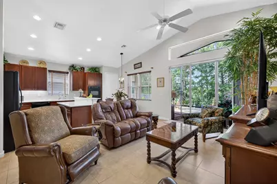 2206 Newport Isles Boulevard, Port Saint Lucie, FL 34953 - Photo 14