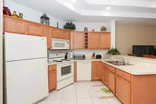 8923 Sandshot Ct, Port Saint Lucie, FL 34986 - Photo 6