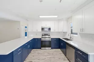 6830 NW 8th Ct, Margate, FL 33063 - Photo 6