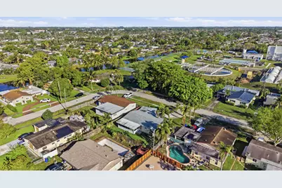 6830 NW 8th Court, Margate, FL 33063 - Photo 30