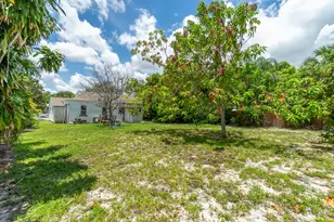 229 SW 4th Ave, Delray Beach, FL 33444 - Photo 10