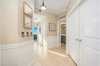 875 NW Flagler Avenue #203, Stuart, FL 34994 - Photo 4