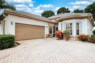 7512 Eagle Point Dr, Delray Beach, FL 33446 - Photo 2