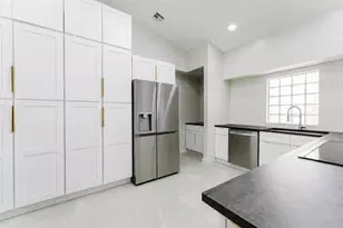 7512 Eagle Point Dr, Delray Beach, FL 33446 - Photo 14