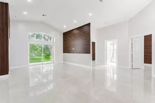 7512 Eagle Point Dr, Delray Beach, FL 33446 - Photo 8