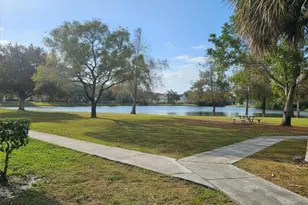 3650 N 56th Ave, Hollywood, FL 33021 - Photo 14