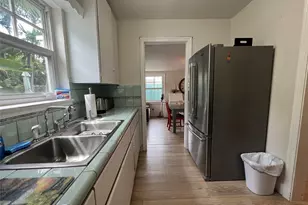 819 SW 9th Terrace, Fort Lauderdale, FL 33315 - Photo 8