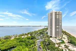 5070 N Ocean Dr, Singer Island, FL 33404 - Photo 1