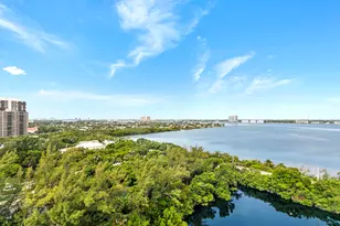5070 N Ocean Dr, Singer Island, FL 33404 - Photo 46