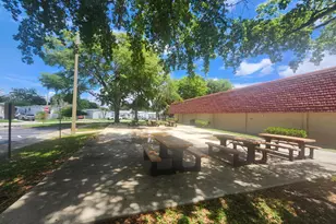 290 NW 218th Way, Pembroke Pines, FL 33029 - Photo 12