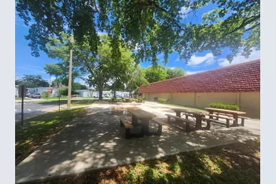 290 NW 218th Way #Lot 473, Pembroke Pines, FL 33029 - Photo 12