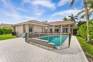 9641 Parkview Ave, Boca Raton, FL 33428 - Photo 4