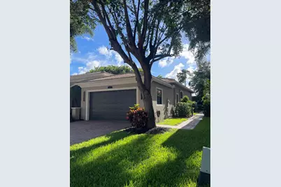 8121 Ferentino Pass, Delray Beach, FL 33446 - Photo 2