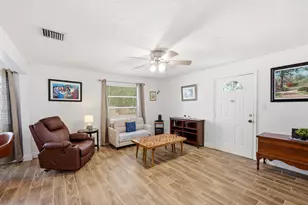 6404 Oak St, Hollywood, FL 33024 - Photo 8