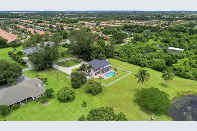 10400 W Tara Boulevard, Boynton Beach, FL 33437 - Photo 4