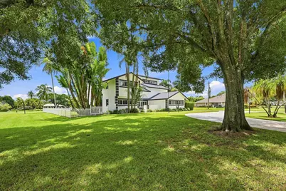 10400 W Tara Boulevard, Boynton Beach, FL 33437 - Photo 50