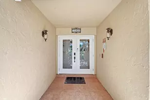 10400 W Tara Blvd, Boynton Beach, FL 33437 - Photo 32