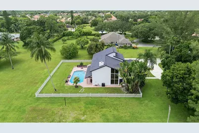 10400 W Tara Boulevard, Boynton Beach, FL 33437 - Photo 2