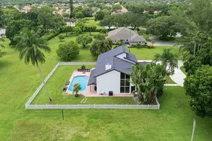 10400 W Tara Blvd, Boynton Beach, FL 33437 - Photo 2