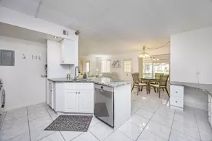 311 Pine Ridge Cir, Greenacres, FL 33463 - Photo 18