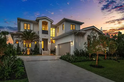 908 N Atlantic Drive, Lantana, FL 33462 - Photo 2