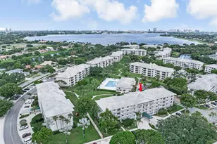 3710 Whitehall Dr, West Palm Beach, FL 33401 - Photo 42