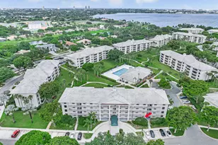 3710 Whitehall Dr, West Palm Beach, FL 33401 - Photo 40