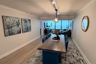 3710 Whitehall Dr, West Palm Beach, FL 33401 - Photo 4