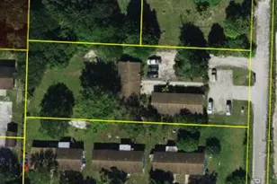 4537 Coconut Rd, Lake Worth, FL 33461 - Photo 2