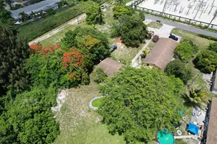 4537 Coconut Rd, Lake Worth, FL 33461 - Photo 10