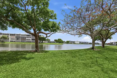 1025 Newcastle B #1025, Boca Raton, FL 33434 - Photo 28