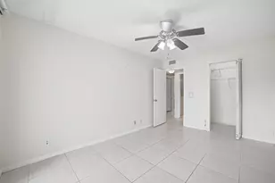 1025 Newcastle B, Boca Raton, FL 33434 - Photo 20