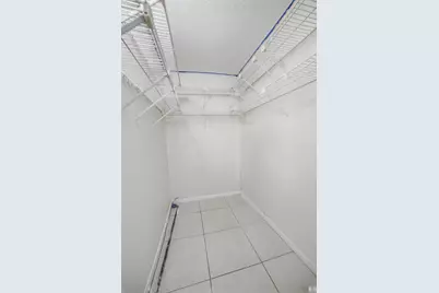 1025 Newcastle B #1025, Boca Raton, FL 33434 - Photo 16