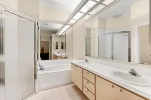 1092 Bedford Ave, Palm Beach Gardens, FL 33403 - Photo 10